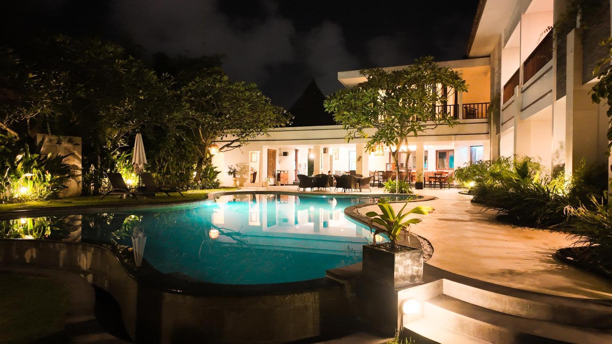 סמיניאק Villa Diana Bali 16 Bedrooms מראה חיצוני תמונה