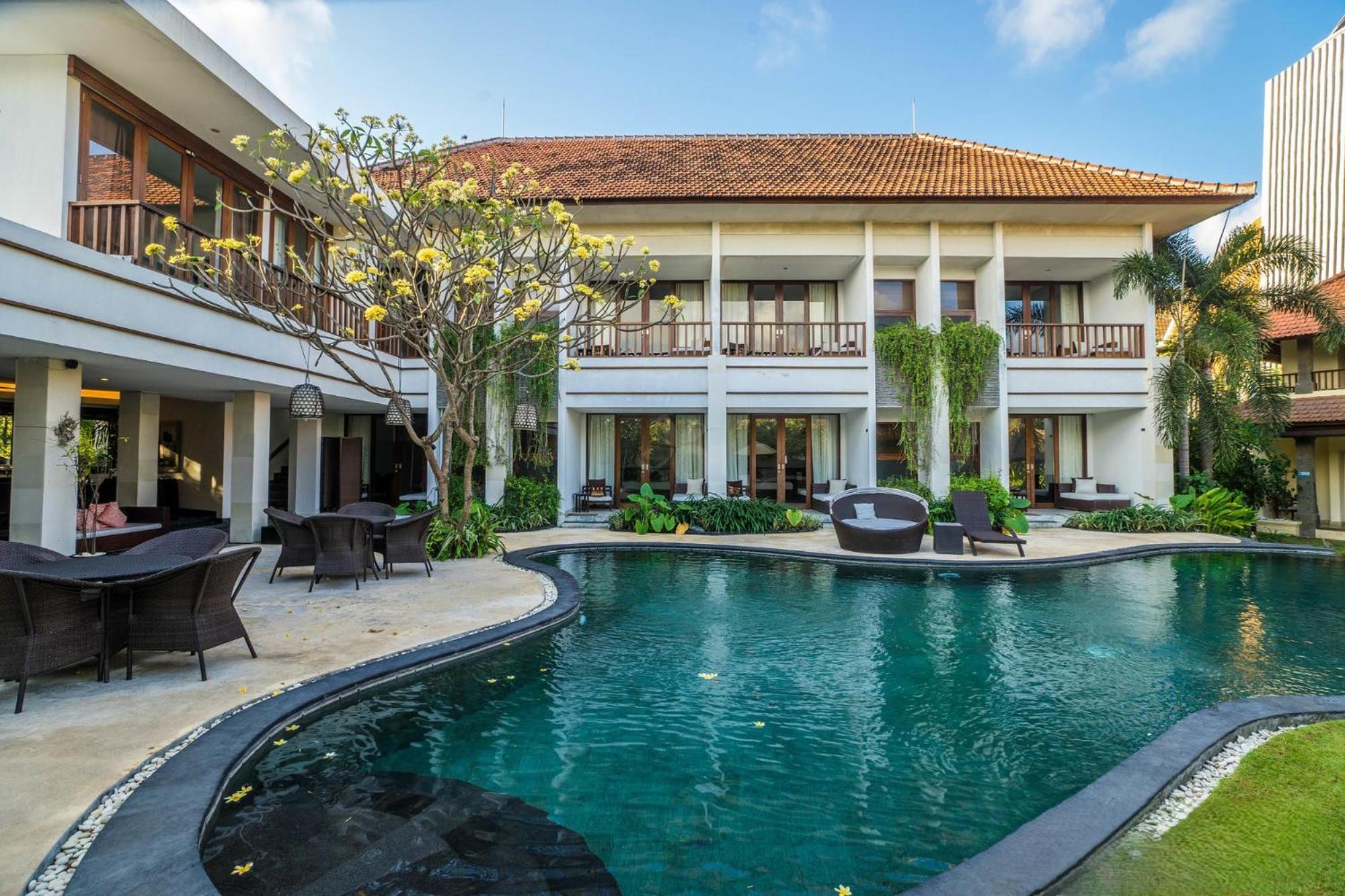 סמיניאק Villa Diana Bali 16 Bedrooms מראה חיצוני תמונה
