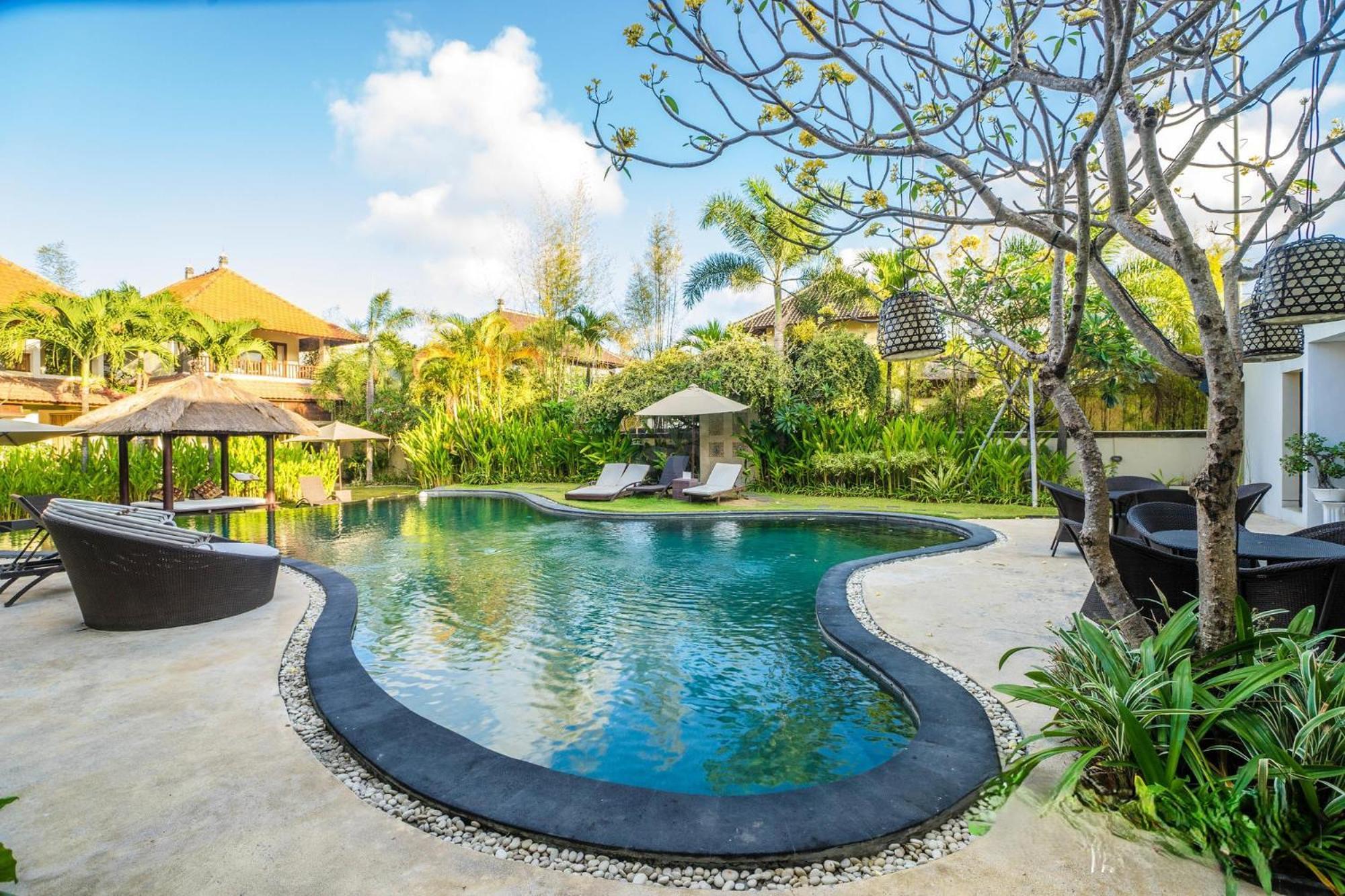 סמיניאק Villa Diana Bali 16 Bedrooms מראה חיצוני תמונה